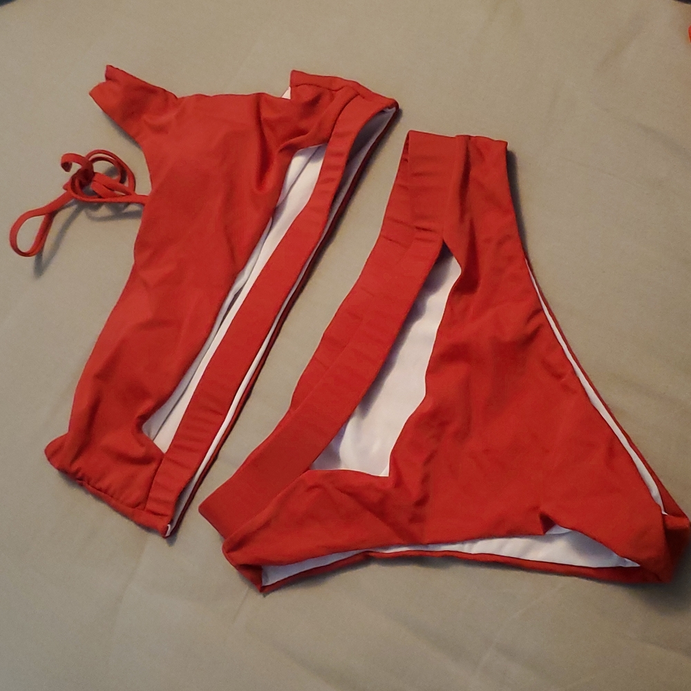 One-shouldered Cutout Bikini
